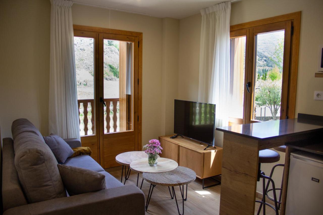 אסטרי ד'אנאו Apartaments Areny - L'Amfitriona מראה חיצוני תמונה