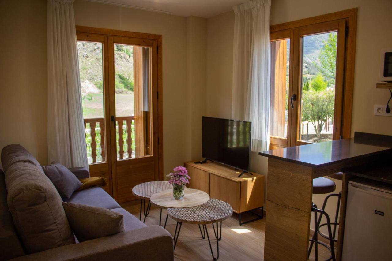 אסטרי ד'אנאו Apartaments Areny - L'Amfitriona מראה חיצוני תמונה
